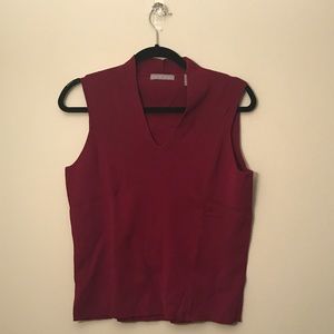 🍷KATE HILL: V-Neck Seamless Wine Top